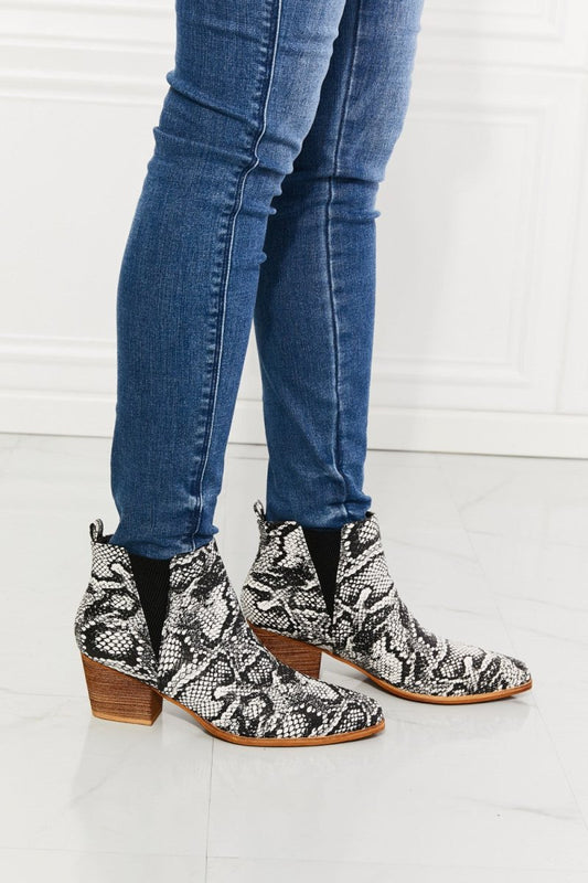 MMShoes Back At It Point Toe Bootie in Snakeskin | Boots | 1