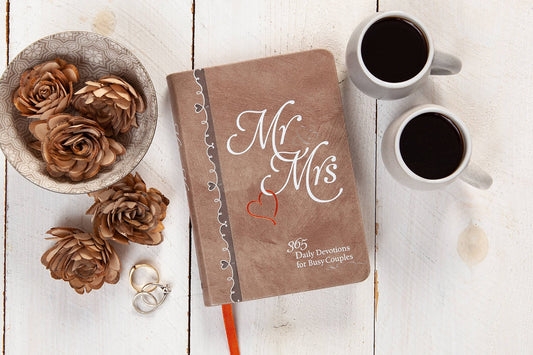 Mr & Mrs Devotional for Couples | 2FruitBearers