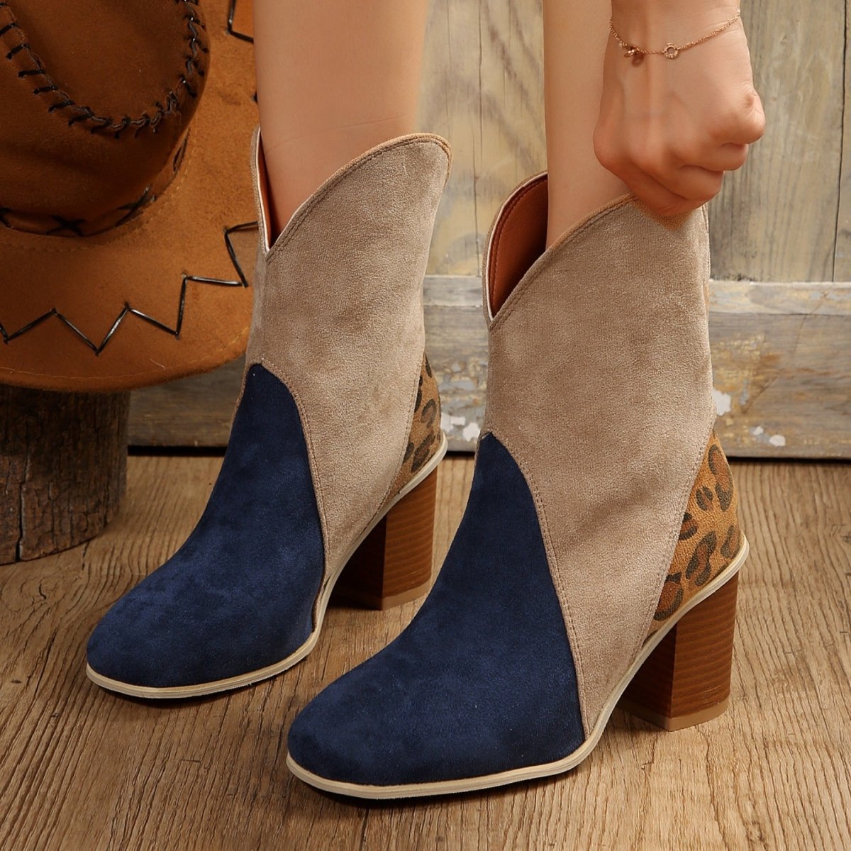 Suede Square Toe Block Heel Boots | Boots | 7