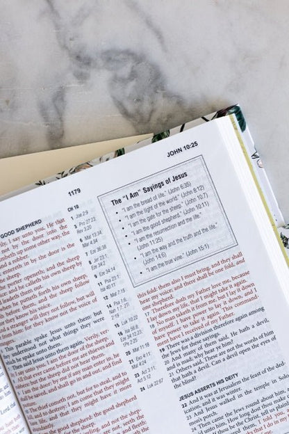 KJV Cross Reference Study Bible [Magnolia Blossom] | 2FruitBearers
