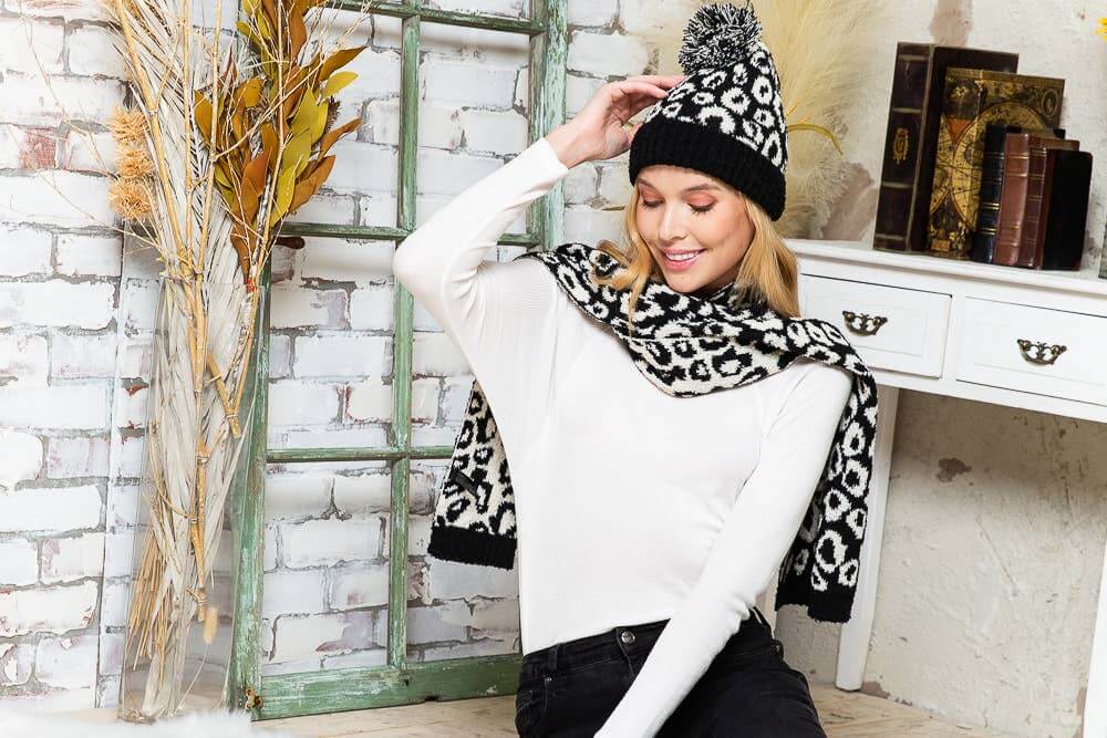 The Gabrielle Beanie and Scarf Set | 2FruitBearers